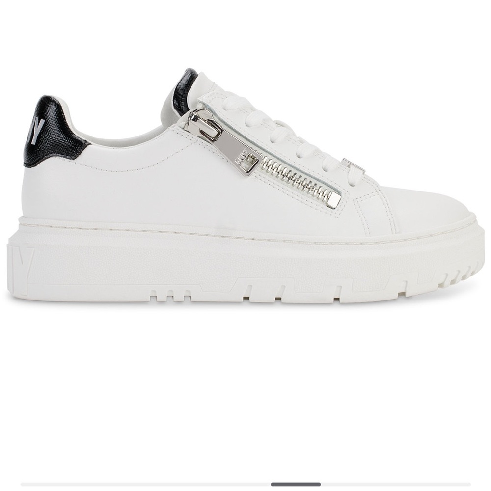 New DKNY
Women's Matti Lace-Up
Zip Sneakers